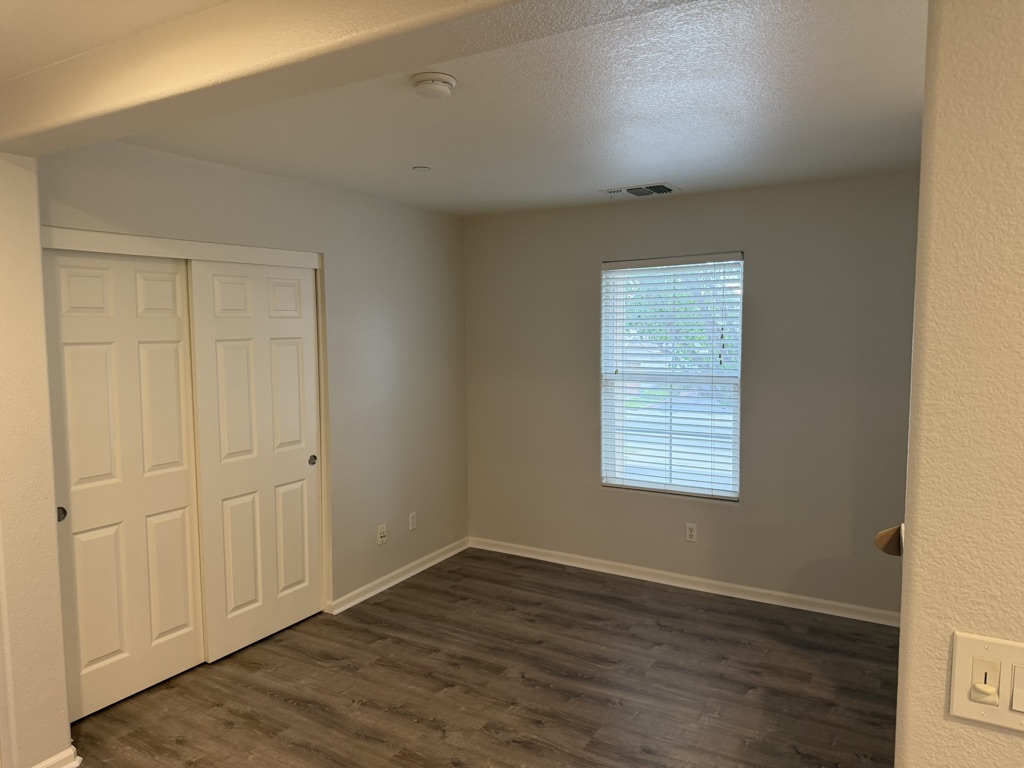 Original unaltered photo of 635 Equinox Loop, Lincoln, CA